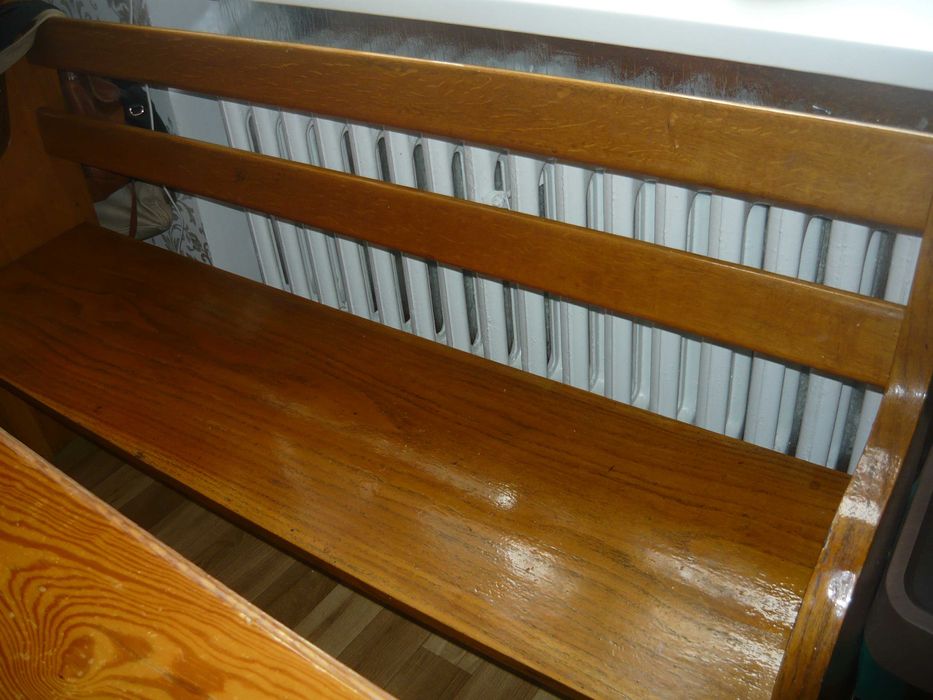 Sprzedam stół drewniany z ławą