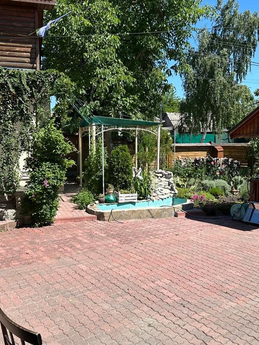 Продам будинок Центр з діючим кафе