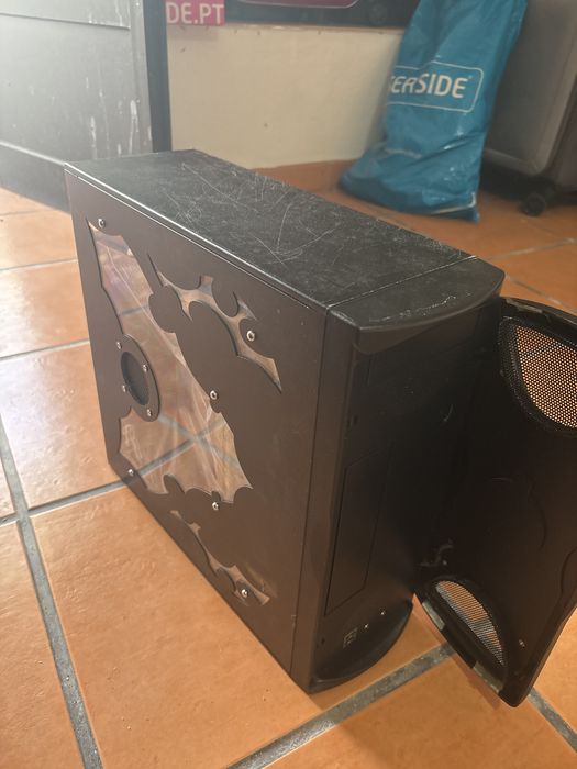 Varias Caixas de computador