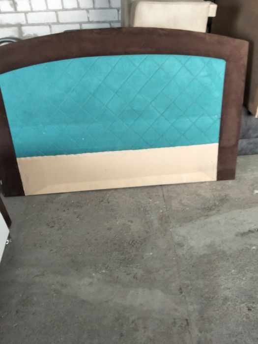 Двух спальне ліжко та двух спальний добротний диван кровать