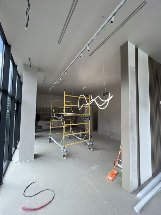 Безповітряне фарбування, безвоздушна покраска, фарбування стін