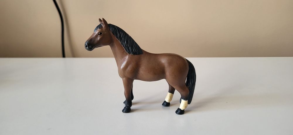 Safari Ltd koń hanowerski figurka unikat model wycofany z 2001