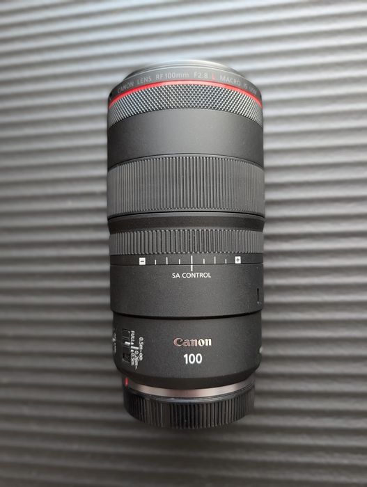 Canon RF 100mm f/2.8L Macro IS USM
