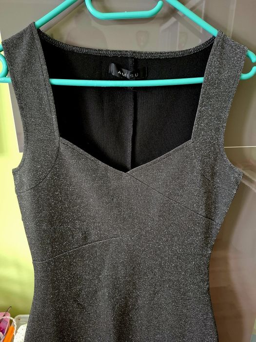 Srebrna sukienka Amisu