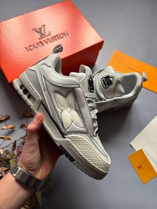 Louis Vuitton Skate Grey
