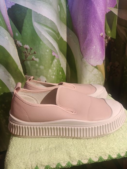 Жіноче взуття 38-40р