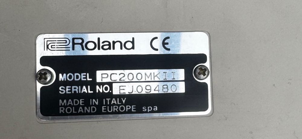 Roland PC-200mkII midi kontroller