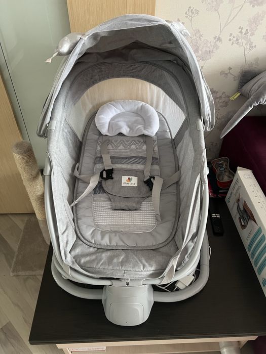 Заколисуючий центр Mastela 4 in 1