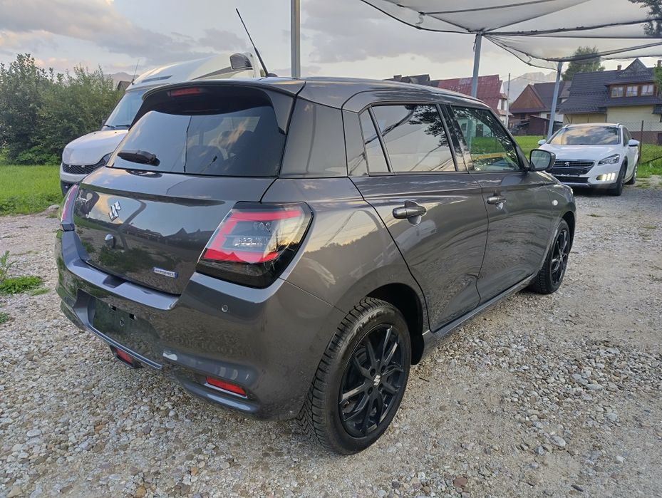Suzuki Swift Hybrid Automat  Łopatki 1.2 Benz  12-2025 rok 2600 km