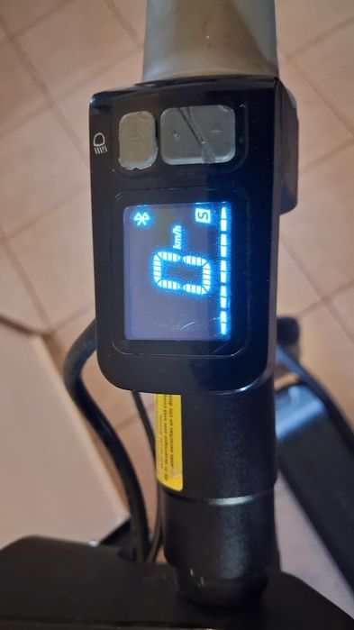 Trotinete niu KQI100F