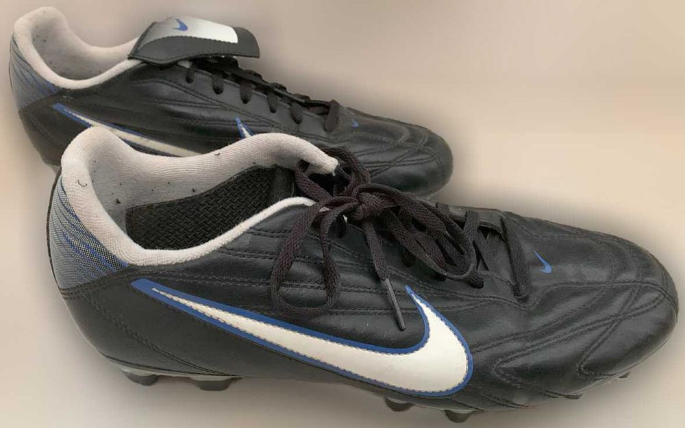 Chuteiras de Futebol Nike Unissexo, Preto e Branco, como Novas