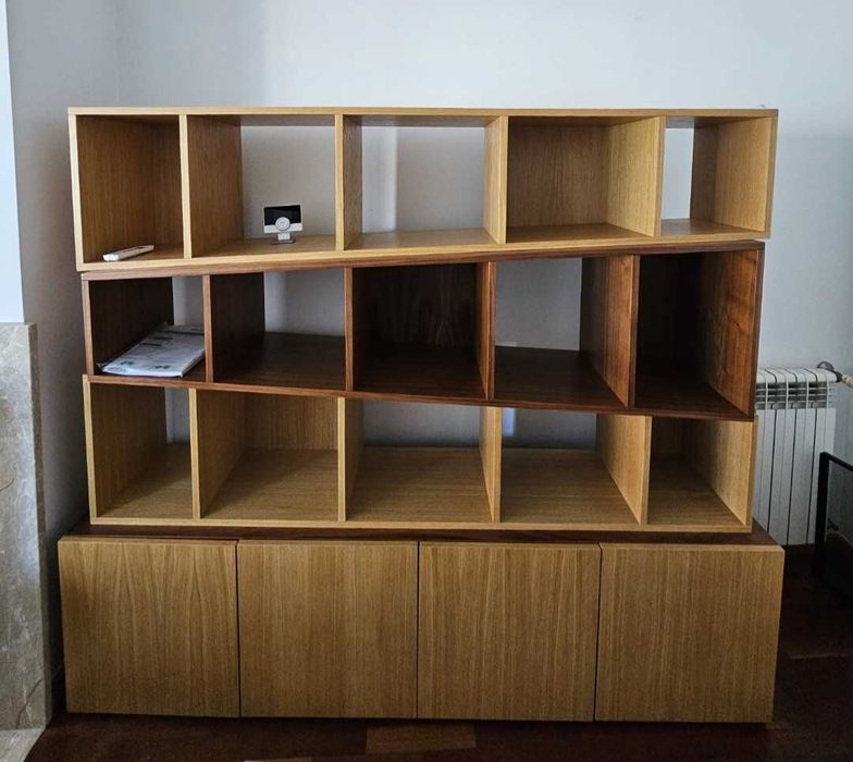 Móvel com estantes, LasKasas