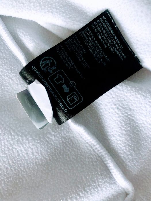 Жіноча біла флісова кофта  The North Face.