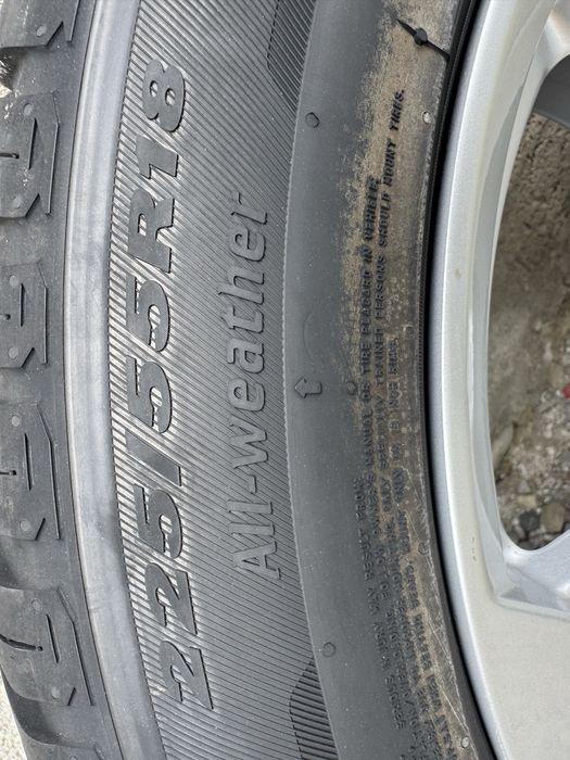 4 диски Audi орегінал шини 225/55R18 michelin