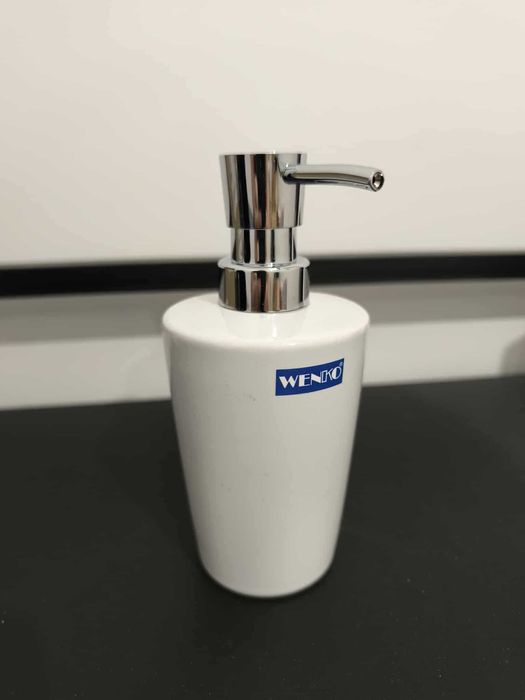 Dozownik do mydła CONI white, WENKO Nowy biały mydło w płynie
