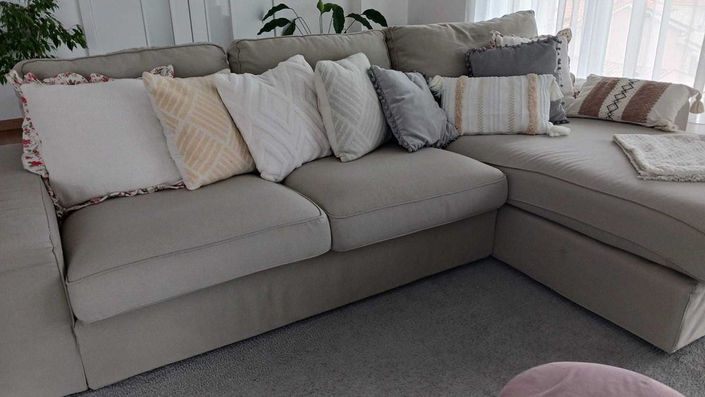 Sofa KIVIK 3 lugares com chaise longue