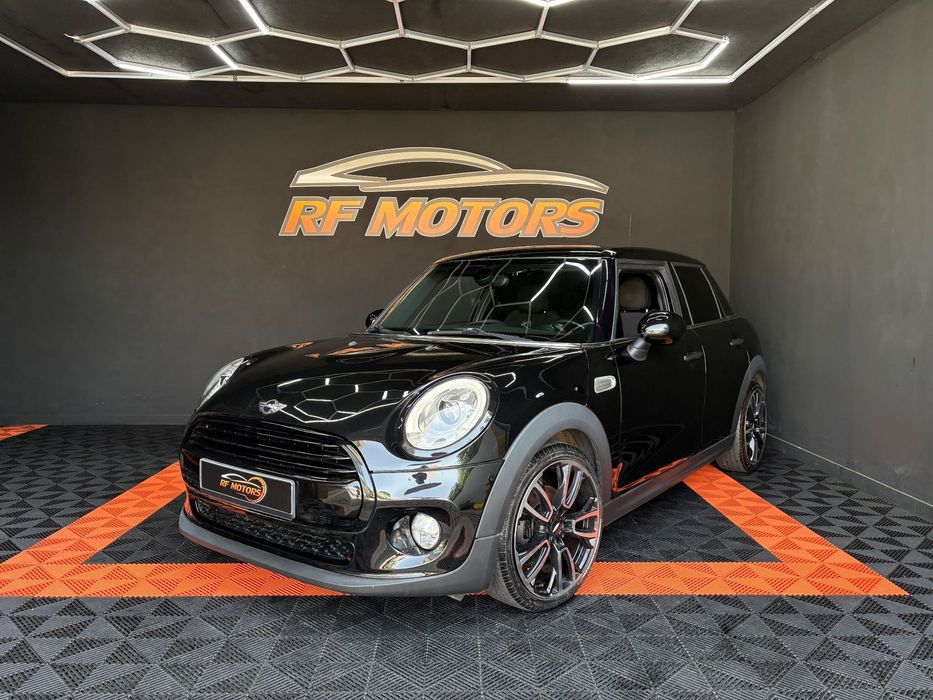 MINI 5-Door Cooper D Automatic