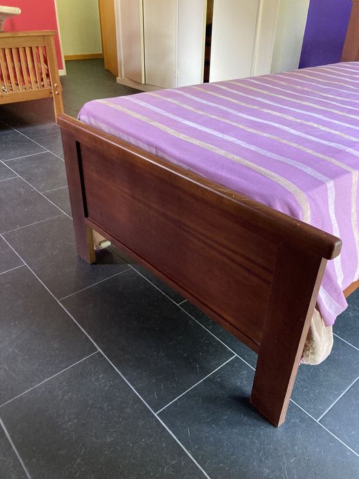 Cama de Solteiro Madeira Mogno