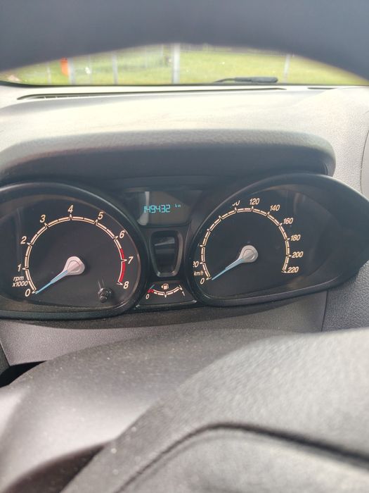 Ford transit courier 1.0 EcoBoost