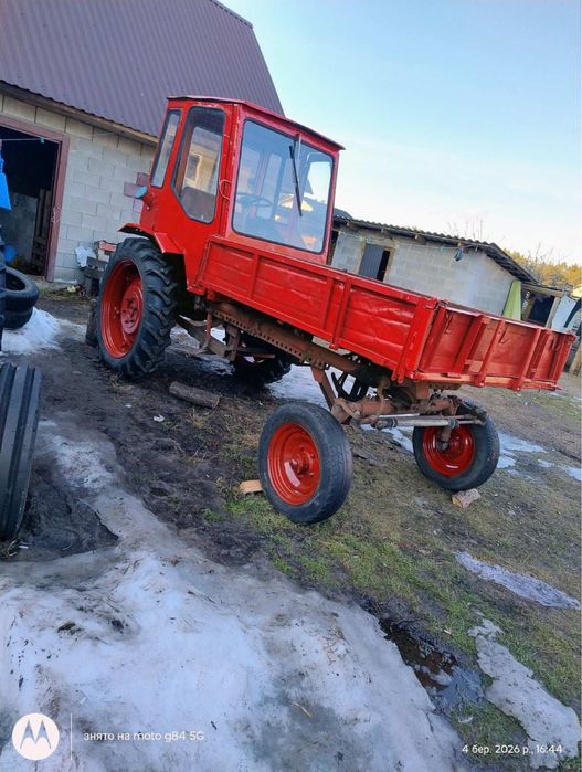 Продам трактор шасік