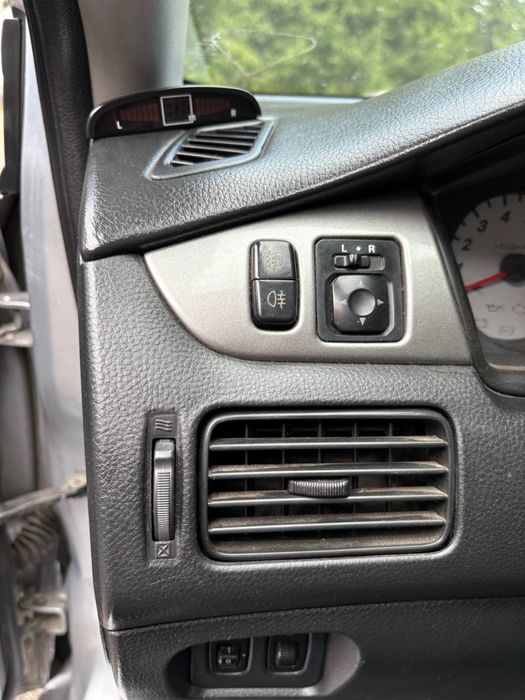 Продам Mitsubishi Lancer 9