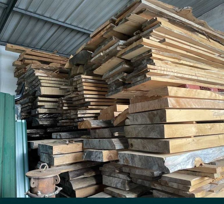 Madeira de cedro  (preço por metro cúbico)