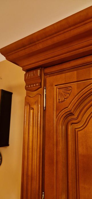 Kredens - witryna - naturalne drzewo. Bydgoskie fabryki mebli.