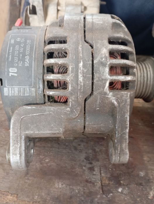 Продам генератор Форд