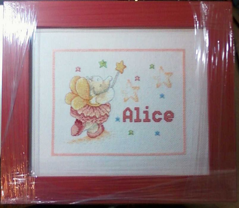 Trabalhos em ponto cruz por encomenda