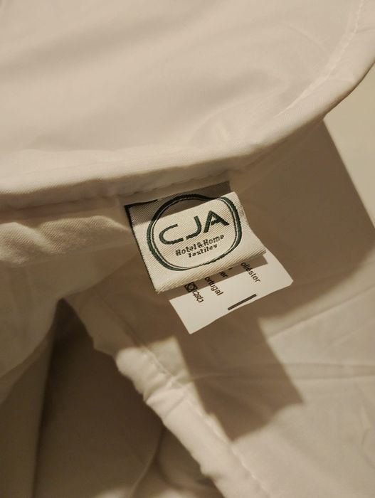 Edredões de hotel novos