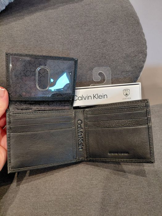Super prezent oryginalny męski portfel Calvin Klein