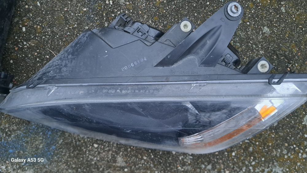 Lampy przód Ford Focus MK2