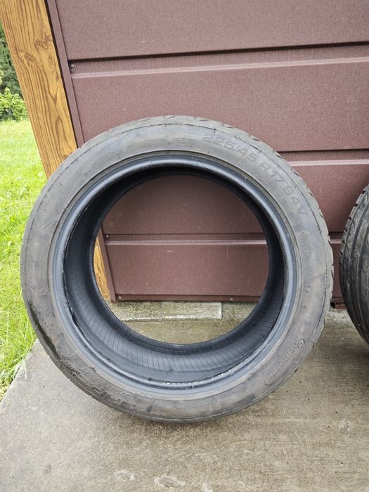 Opony kormoran uhp 225/45 r17