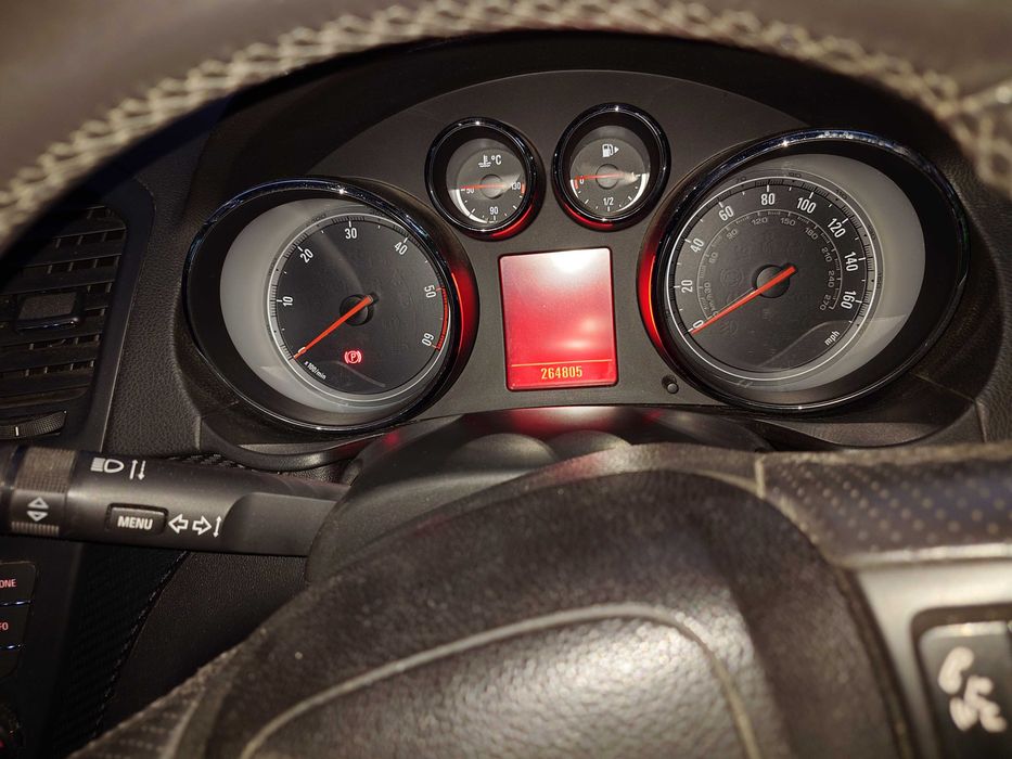 Opel Insignia 2.0 CDTI