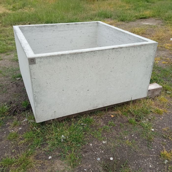 Donice betonowe 100x100x50