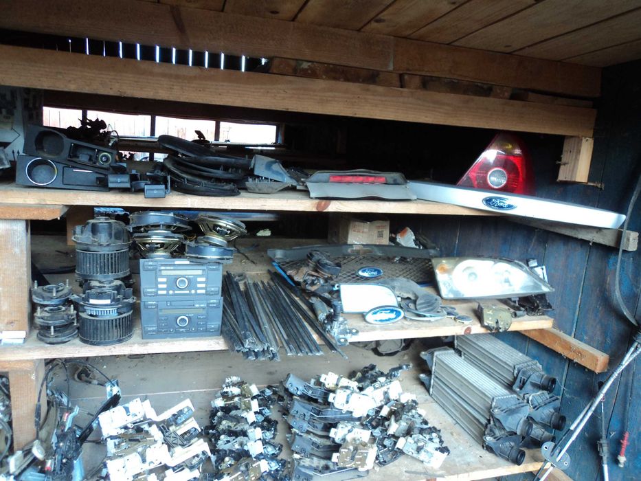 Ford Мондео 3 розборка телевізор окуляр решотка Форд