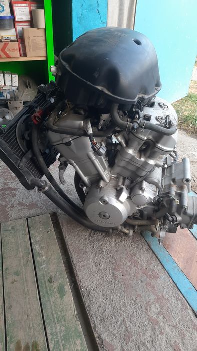 Двигатель Honda nt700 16т к +500уе много запчастейм