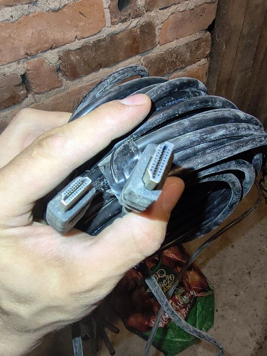 nieużywany kabel HDMI 15m