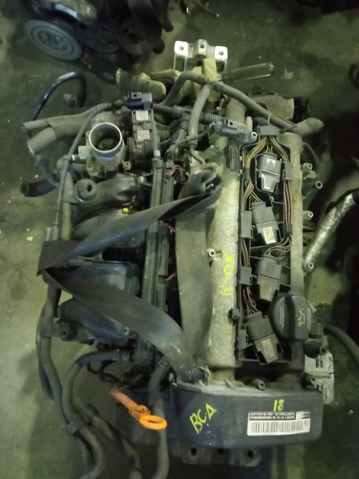 Motor Volkswagen Golf V 1.4i REF: BCA