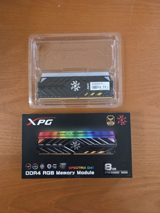 Ram -ddr4- 8g - RGB - Marca XPG -Tuf -Adata - usada