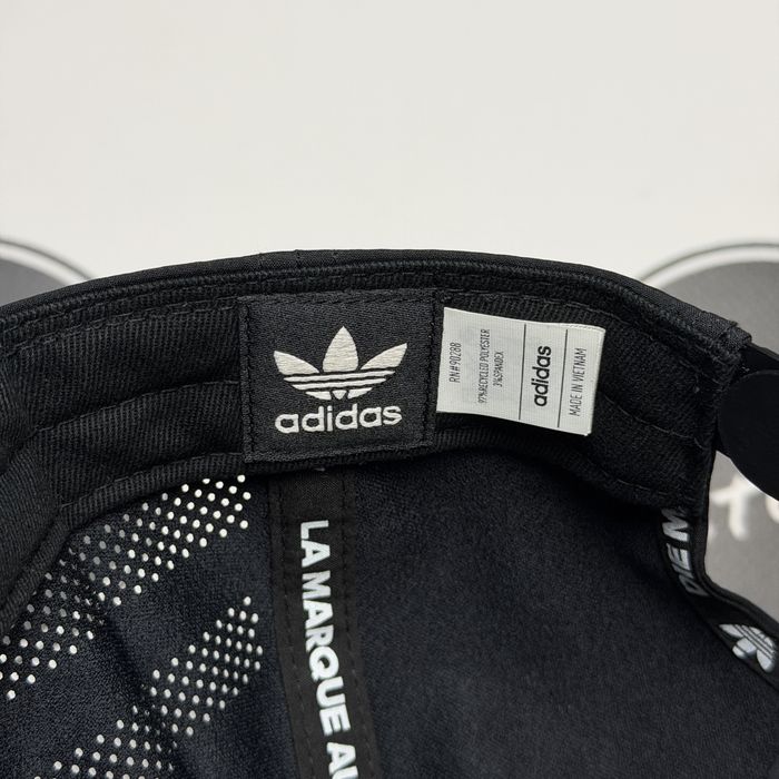 ОРИГІНАЛ Чоловіча Кепка Adidas Чорна з США