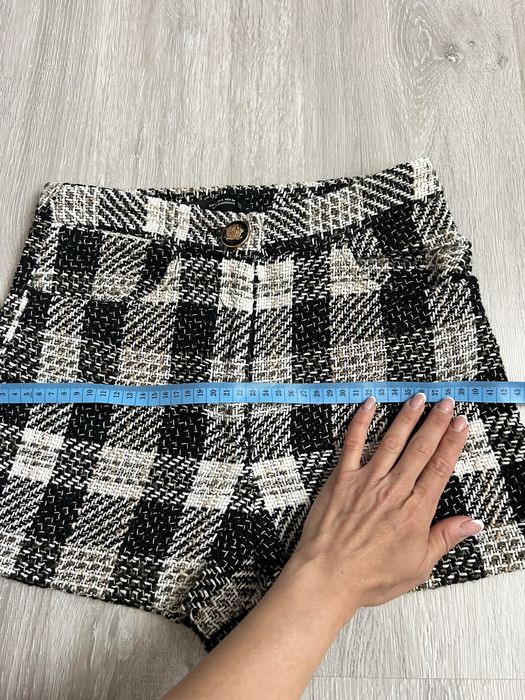 Жіночі шорти Zara