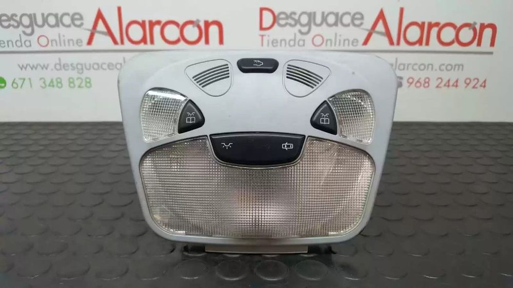 LUZ INTERIOR MERCEDES-BENZ CLASSE C 2004 -A2038202301