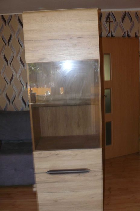 SŁUPEK oszklony bardzo dobry stan