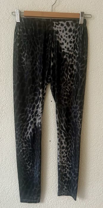 Leginsy w modny print