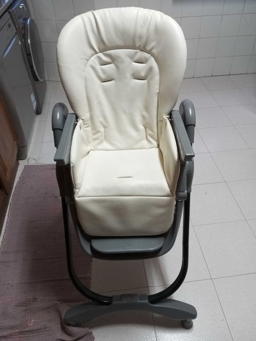 Cadeira de refeição