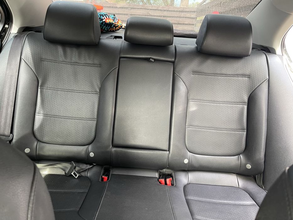 Автомобіль volkswagen jetta