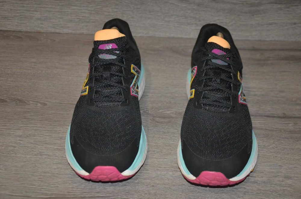 Продам кросівки Фірма New Balance 680.