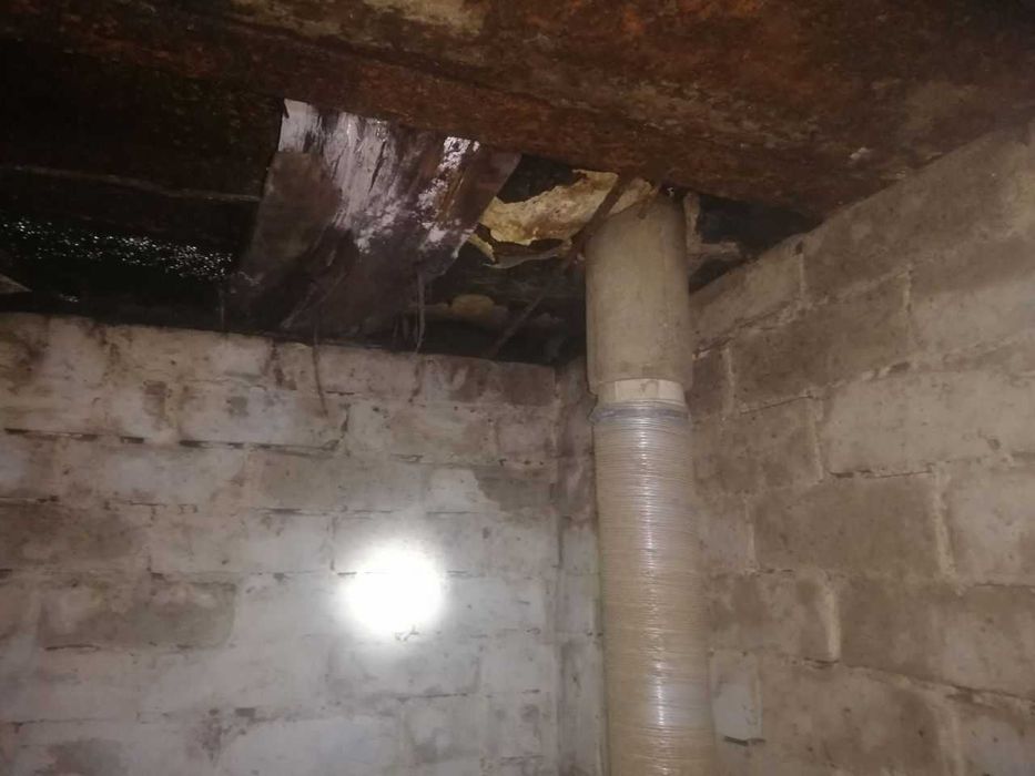 Продам погреб Чорних Запорожців 53А