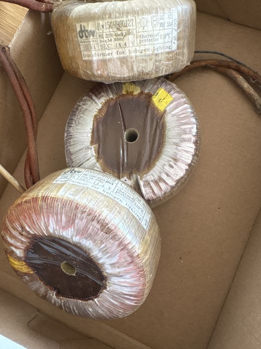 Transformator troidalny dla halogenow 150VA